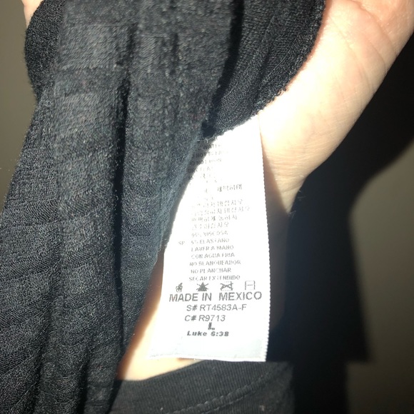 Crop top - Picture 2 of 3